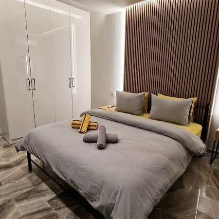 Vv Cosy Host 3 Larissa